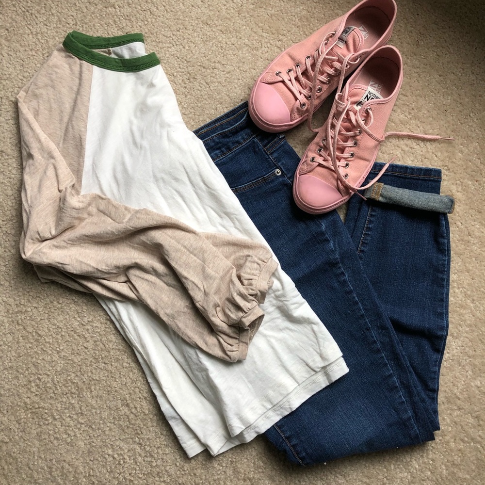 Aerie White and Tan Long Sleeve T-shirt